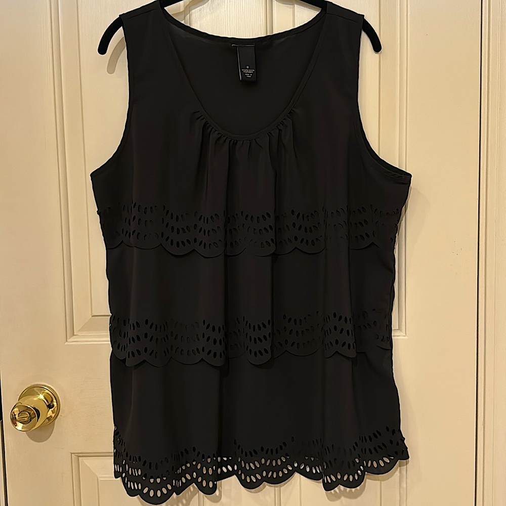 Black women’s size 18 blouse tank with eyelet details